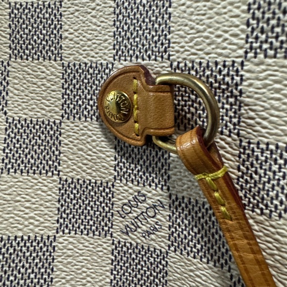 LOUIS VUITTON Damier Azur Neverfull MM - Picture 3 of 16